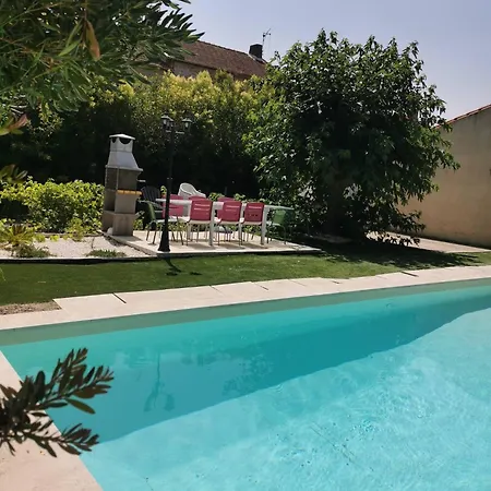 Au Calme Avec Piscine Privee *